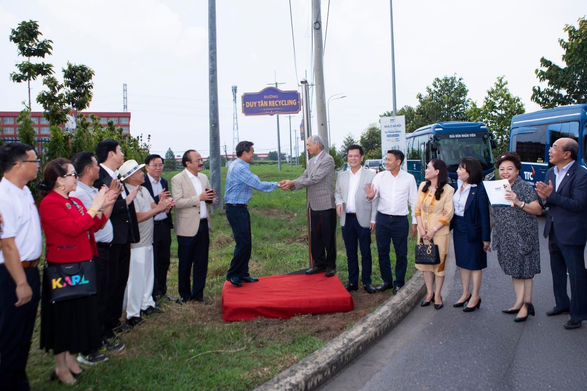 Khánh thành Đại lộ Doanh nhân tại KCN Thành Thành Công