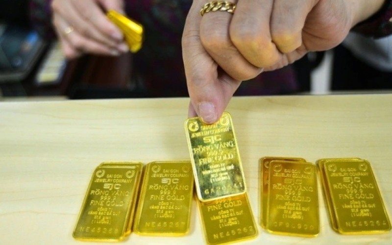 Giá vàng hôm nay 15/2: Chốt tuần nghỉ Tết, vàng SJC, nhẫn trơn giảm gần 2 triệu đồng/lượng