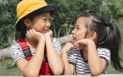 Soi lý thuyết thứ tự sinh của nhà tâm lý học danh tiếng, tìm ra: Đứa con hiếu thảo nhất trong gia đình đông con