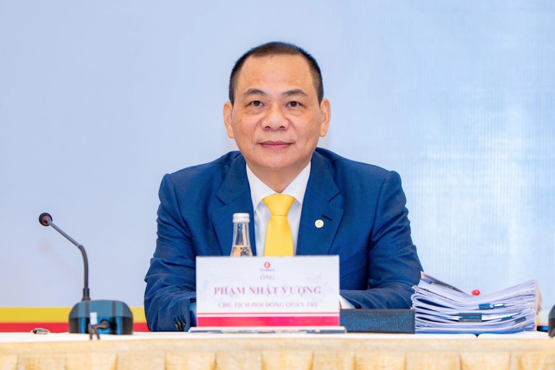 5 doanh nghiệp lãi 10.000 tỷ quý I: Vinhomes, Vietcombank khác biệt