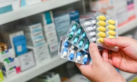 Hàng chục loại thuốc trúng thầu quốc gia nhưng chưa có hàng cung ứng