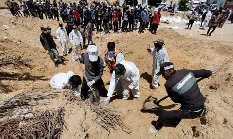 Cao ủy Nhân quyền LHQ “kinh hoàng” trước báo cáo về mộ tập thể tại Gaza