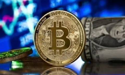 Giá Bitcoin vượt 84.000 USD