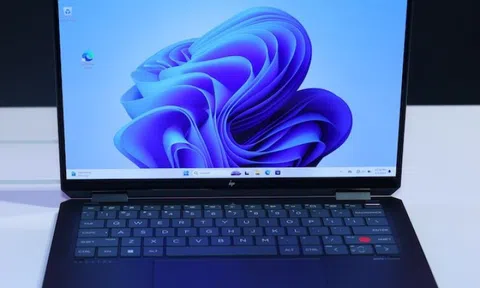 Loạt laptop AI mới chạy vi xử lý "khủng" của Intel và pin tới 21 giờ