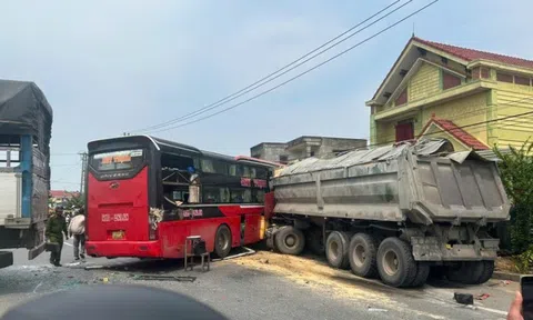 Video: Tai nạn liên hoàn trên Quốc lộ 1A qua Quảng Bình