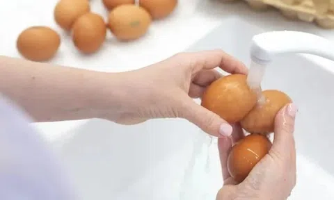 5 thứ càng rửa càng bẩn, dẫn lối vi khuẩn ngấm vào sâu hơn