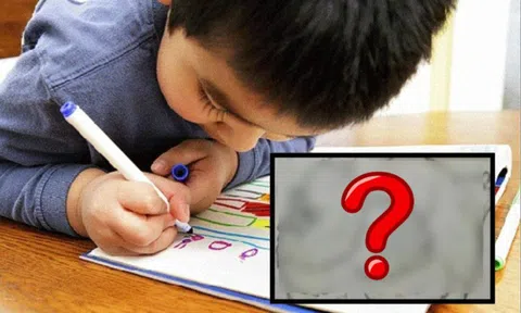 Học sinh vẽ con gà bị cô giáo phê "không đúng thực tế", ông bố gửi 1 bức ảnh khiến ai nấy cười nghiêng ngả