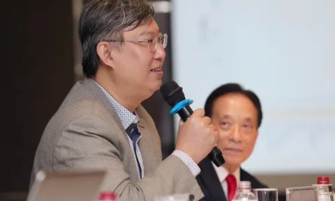 'Chuyển giao bắt buộc ngân hàng có tiền tươi thóc thật mới hiệu quả'