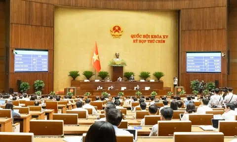 Quốc hội thông qua Nghị quyết về việc sửa đổi, bổ sung một số điều của Hiến pháp năm 2013