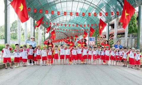 Bất ngờ lượng khách du lịch đến với các tỉnh miền Tây dịp lễ