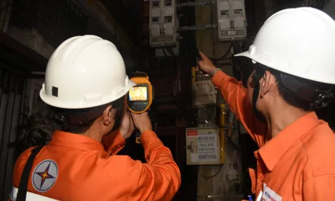 EVN Hà Nội cảnh báo hóa đơn tiền điện sắp tăng vọt