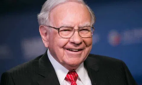 Bí quyết giữ hạnh phúc hôn nhân từ Warren Buffet: "Muốn lâu bền, hãy tìm người có kỳ vọng thấp!"