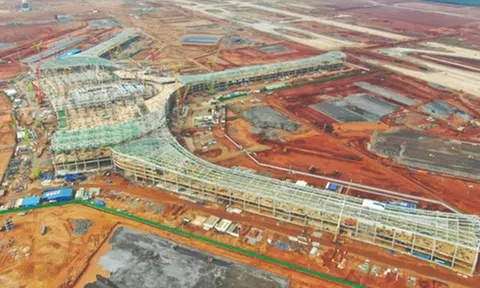 Sân bay Long Thành vừa được điều chỉnh gì?