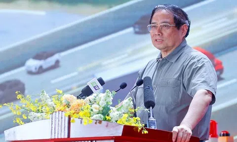 Thủ tướng dự lễ khởi công tuyến cao tốc huyết mạch qua Thái Bình, Nam Định
