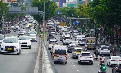 Cục Môi trường chính thức lên tiếng về quy định khí thải với ô tô tại Hà Nội và TP HCM