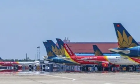 42,5% chuyến bay bị delay trong tháng 4