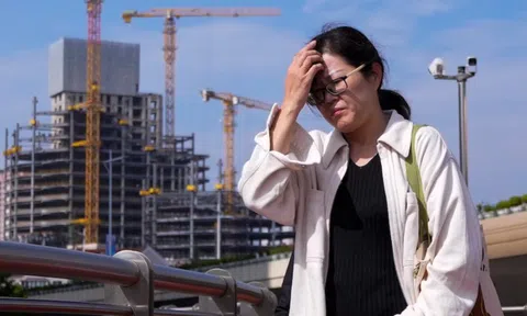 Người phụ nữ chi 4 tỷ đồng mua nhà, vừa vào ở đã bị yêu cầu dọn đi vì trong diện giải tỏa, tòa tuyên bố: Chủ cũ không cần bồi thường