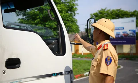 CSGT Quảng Bình tổ chức thi sát hạch lái xe: Đảm bảo đúng quy định