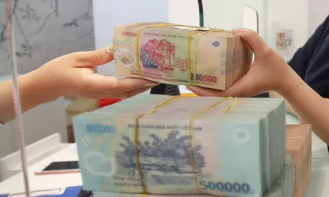 Minh bạch sở hữu ngân hàng: Siết luật chỉ là bước đầu