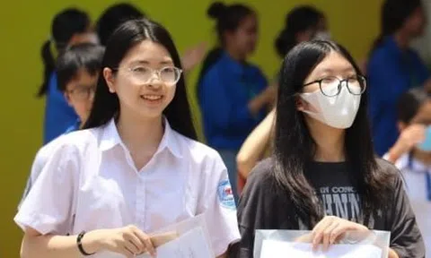 Học sinh 4 tỉnh không phải thi vào lớp 10 công lập