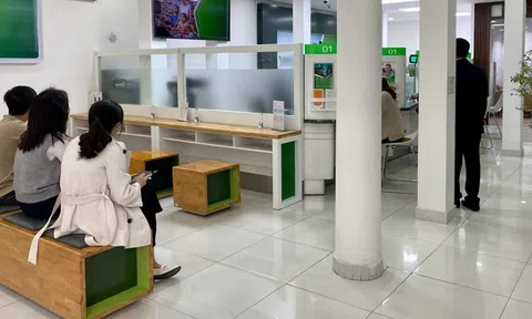Ngân hàng thông báo về hành vi có thể bị phạt đến 100 triệu đồng, thậm chí đi tù 7 năm