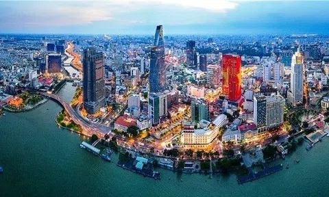 Xem xét đề xuất chuyển tiếp cơ chế đặc thù tại 6 tỉnh, thành phố sau sáp nhập