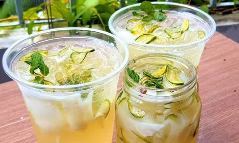 Loại nước "kem chống nắng" ngăn da nhăn nheo, đen sạm đang đầy chợ Việt, đi biển dùng đều đảm bảo da luôn căng mọng collagen