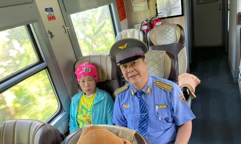 Phát hiện người phụ nữ Hà Nội trốn vé từ ga Sài Gòn và hành động bất ngờ của trưởng tàu SE4