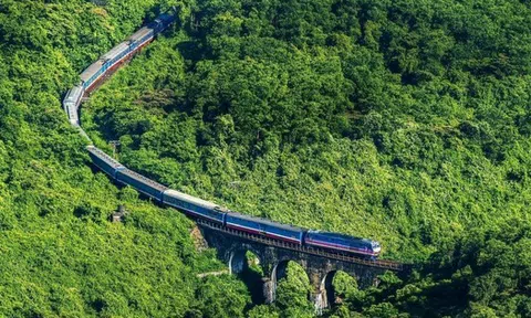 Chỉ vài ngày nữa, hành khách sẽ có thể đi tàu thẳng từ Hà Nội đến Bắc Kinh