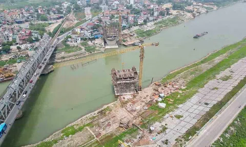 Dự án 1.800 tỷ đồng gặp khó, cây cầu quay hơn 100 năm tuổi ở Hà Nội chưa thể 'về hưu'