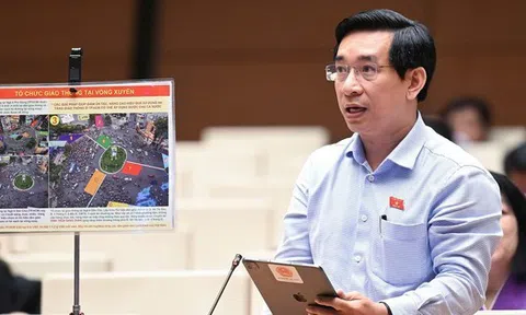 Ùn tắc tại Hà Nội, TPHCM ngốn hàng tỷ USD, đại biểu hiến kế ‘vòng xoay giao thông'