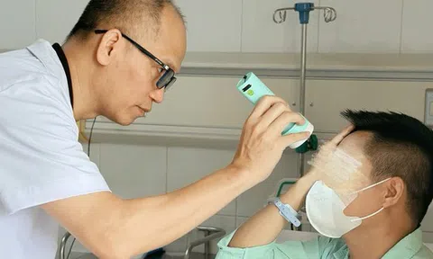 Nam bệnh nhân 45 tuổi "rơi mắt trái", mất thị lực vì tiêm filler tại spa: Bác sĩ thẩm mỹ đưa ra khuyến cáo