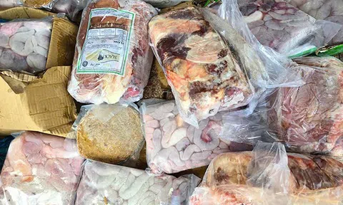 Phát hiện gần 270kg thực phẩm không rõ nguồn gốc tại một hộ kinh doanh