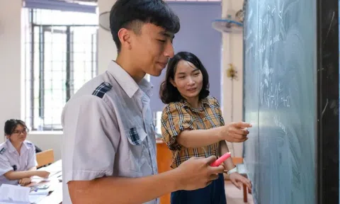 Nam sinh giành học bổng ba trường đại học danh tiếng của Mỹ