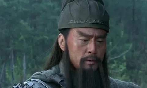 Chỉ 4 vị tướng Thục Hán được chính sử ca ngợi: Triệu Vân, Hoàng Trung và Ngụy Diên đều không có tên