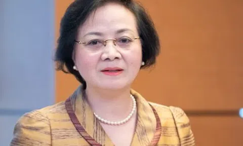 Giữ nguyên lương, phụ cấp trong 6 tháng cho công chức tỉnh về làm việc tại xã