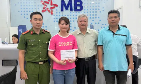 Chuyển 100 triệu đồng vào tài khoản không hoạt động, người phụ nữ lập tức báo công an, phát hiện chủ tài khoản đang ở nước ngoài