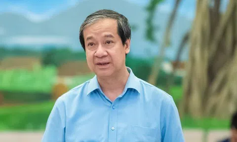 Bộ trưởng GD&ĐT lý giải việc cấm giáo viên dạy thêm học sinh chính khoá