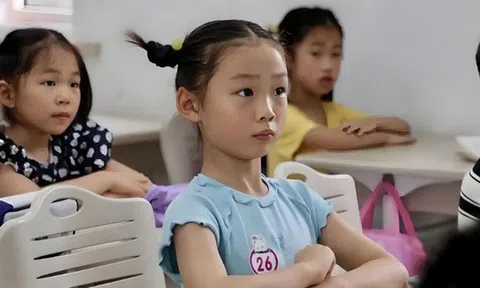 Đi dạy 15 năm, một giáo viên chỉ ra đây mới là kiểu học sinh được họ "cưng chiều" nhất: Nghe mà bất ngờ quá!