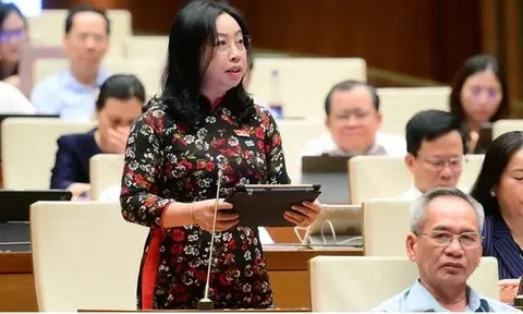 Giá điện tăng 4 lần, lương tối thiểu vùng chỉ tăng 1 lần