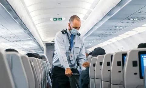 Người đàn ông bị kết tội giả làm tiếp viên hàng không để được bay miễn phí suốt 6 năm