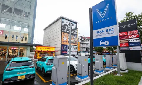 Đối tác làm trạm sạc với Vingroup thu gần 15.000 tỷ sau 5 tháng