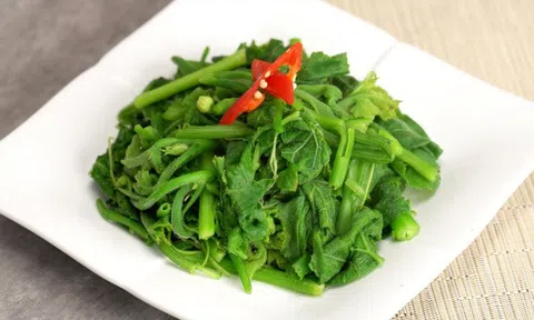 Việt Nam có loại rau giàu sắt hơn thịt bò, Trung Quốc ví là "thuốc bổ” cho gan: Cực nhiều dưỡng chất quý