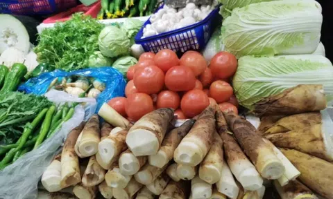 Đi chợ thấy 5 loại rau củ này bán rẻ như cho cũng ĐỪNG DẠI mà mang về nhà, toàn “mầm bệnh” cả!