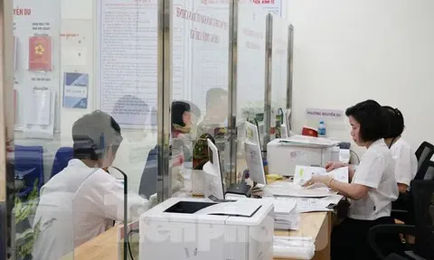 Hà Nội 'chốt hạn' chi trả chế độ cho cán bộ nghỉ việc sau sắp xếp