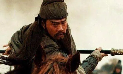 Tướng của Tào Tháo chỉ thách đấu Quan Vũ, không dám động Trương Phi, Triệu Vân: Bàng Đức tiết lộ sự thật