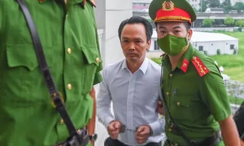 Cựu Chủ tịch FLC Trịnh Văn Quyết được giảm án còn 7 năm tù