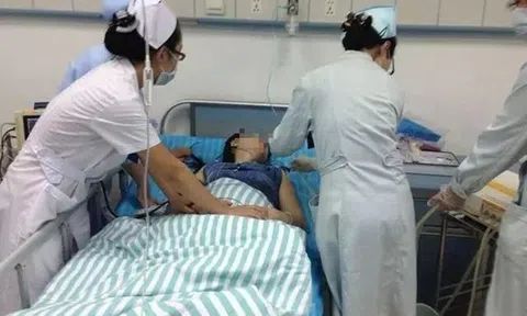 Trào lưu “chanh liều cao” khiến cô gái 27 tuổi nhập viện cấp cứu chỉ sau 7 ngày thực hành: Bác sĩ cảnh báo hậu quả khôn lường