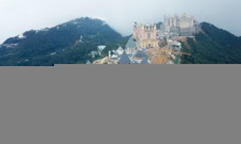Bà Nà Hills lãi tiền tỷ mỗi ngày