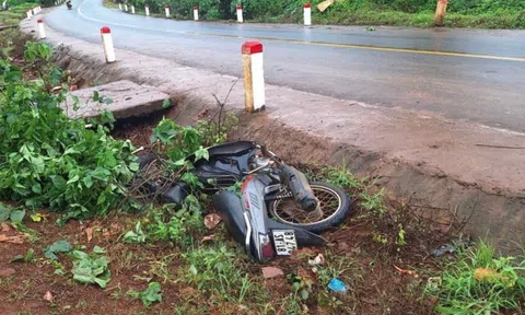 Phát hiện 2 bé gái tử vong ở mương thoát nước